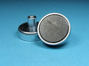 Flachgreifer Hartferrit mit Gewindebuchse