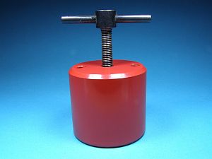 AlNiCo Topfmagnete mit Abdrückvorrichtung