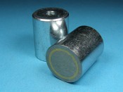 Stabgreifer mit Kern aus AlNiCo 500 und Gewindebohrung