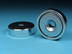 Flat Grips of NdFeB with Bore and Counterbore